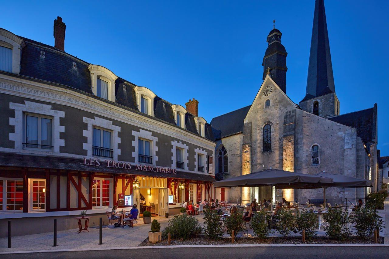 Relais Des Trois Chateaux Hotel-Restaurant - Teritoria Cour-Cheverny Zewnętrze zdjęcie